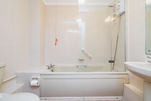 BATHROOM- click for photo gallery